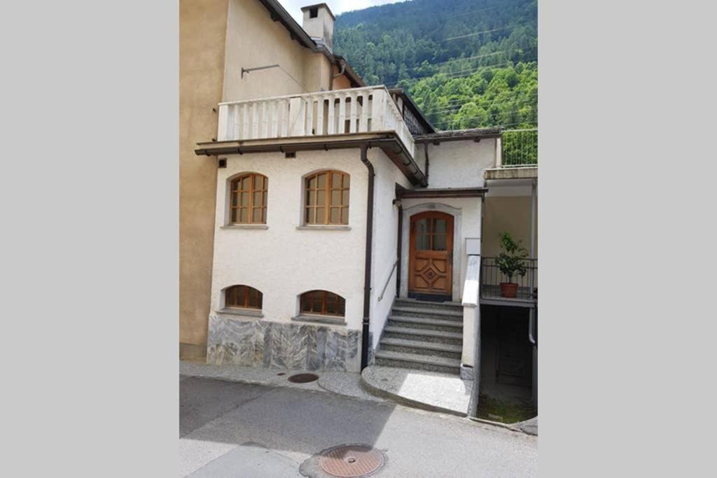 Bezauberndes Haus Fuer Erholsame Ferien Im Puschlav Villa Campascio Buitenkant foto
