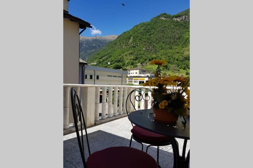 Bezauberndes Haus Fuer Erholsame Ferien Im Puschlav Villa Campascio Buitenkant foto