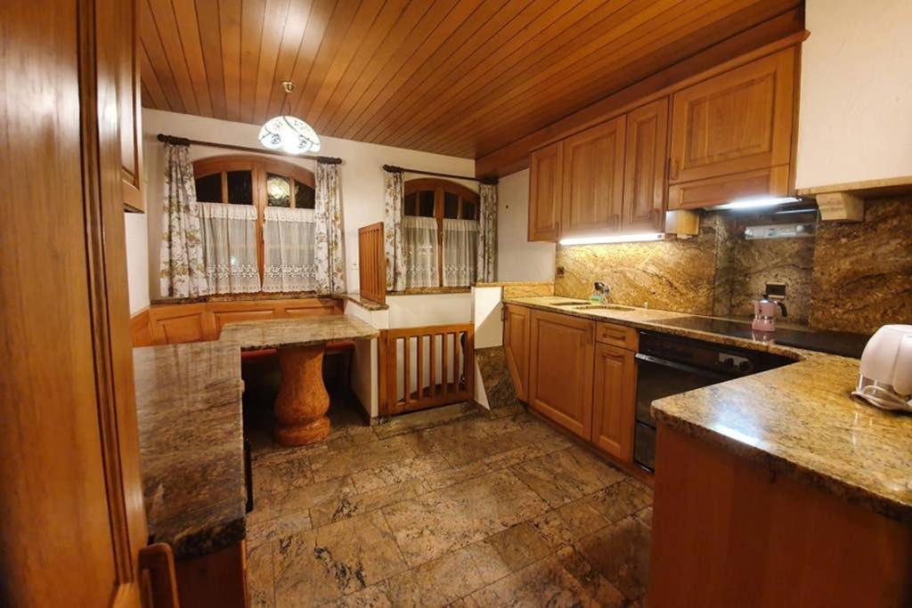 Bezauberndes Haus Fuer Erholsame Ferien Im Puschlav Villa Campascio Buitenkant foto